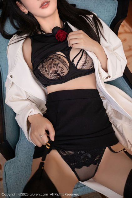 校花悔婚，我转身娶了她老板